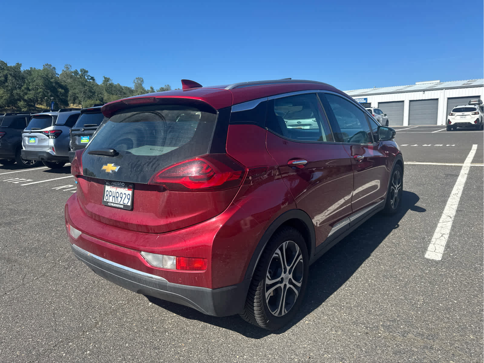 Used 2020 Chevrolet Bolt Premier w/ Infotainment Package FWD image 5