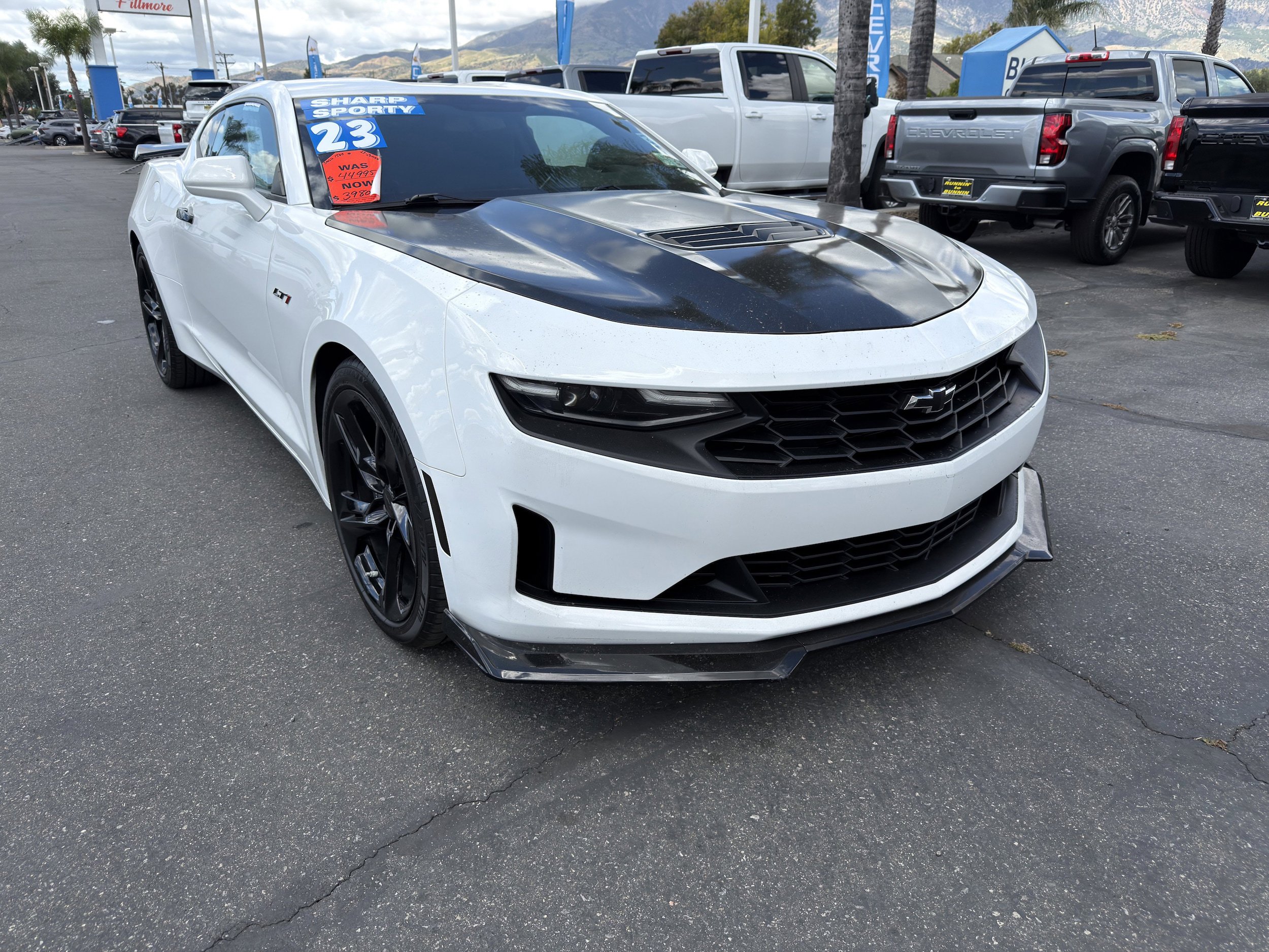 Used 2023 Chevrolet Camaro LT image 2
