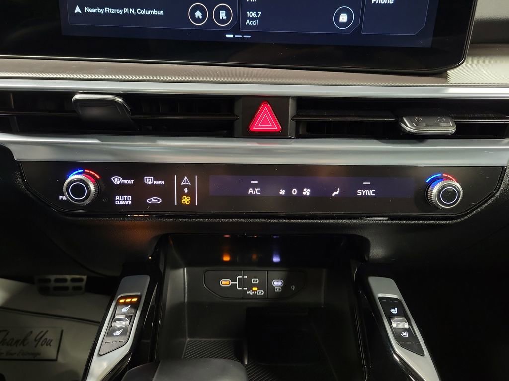 Used 2025 Kia Sorento SX image 20