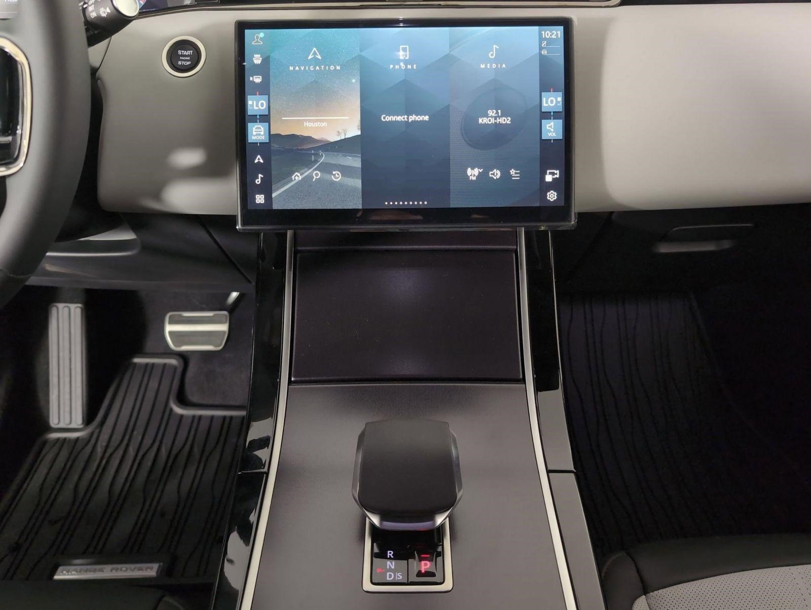 Certified 2026 Land Rover Range Rover Evoque Dynamic SE image 22