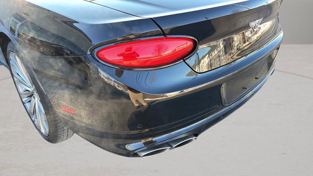 Used 2024 Bentley Continental GT Speed image 16