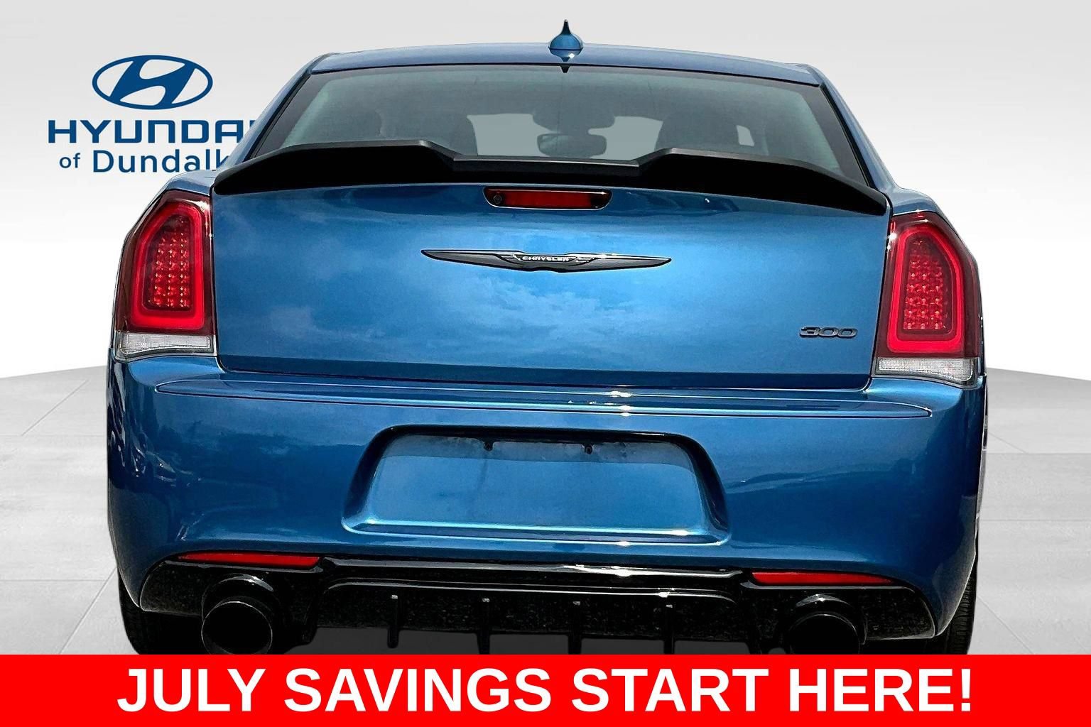 Used 2023 Chrysler 300 Touring w/ Sport Appearance Package RWD image 7