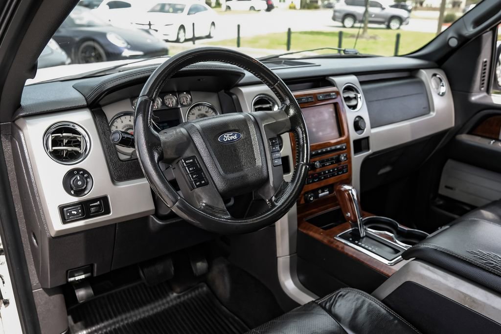 Used 2010 Ford F150 Lariat RWD image 11