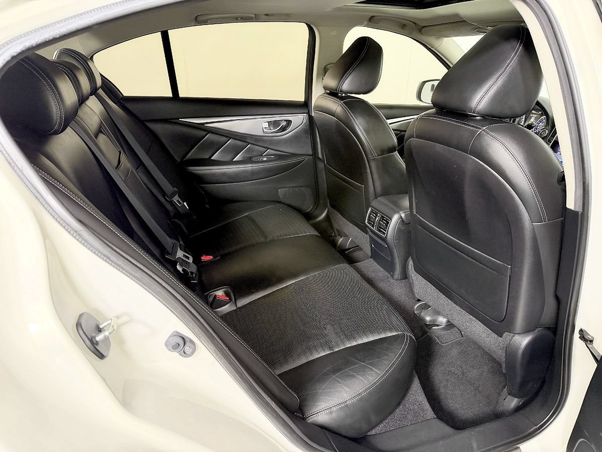 Used 2015 INFINITI Q50 w/ Navigation Package RWD image 44