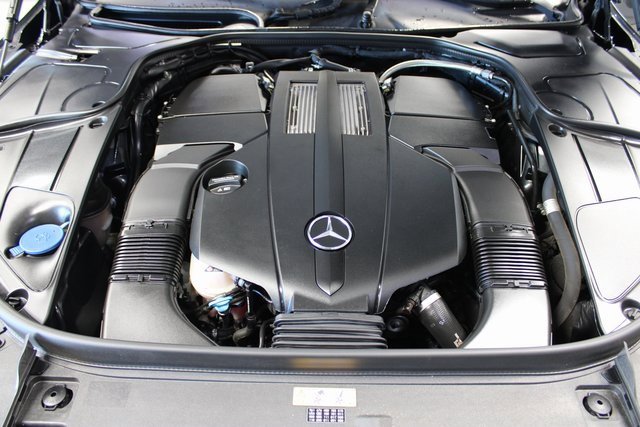 Used 2018 Mercedes-Benz S 450 Sedan image 32