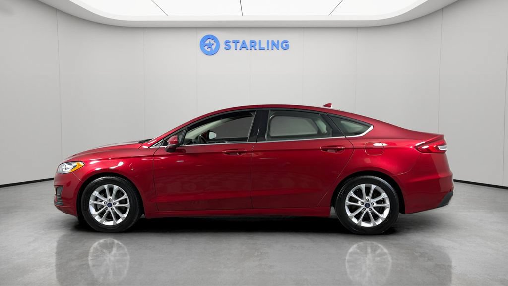 Used 2020 Ford Fusion SE FWD image 3