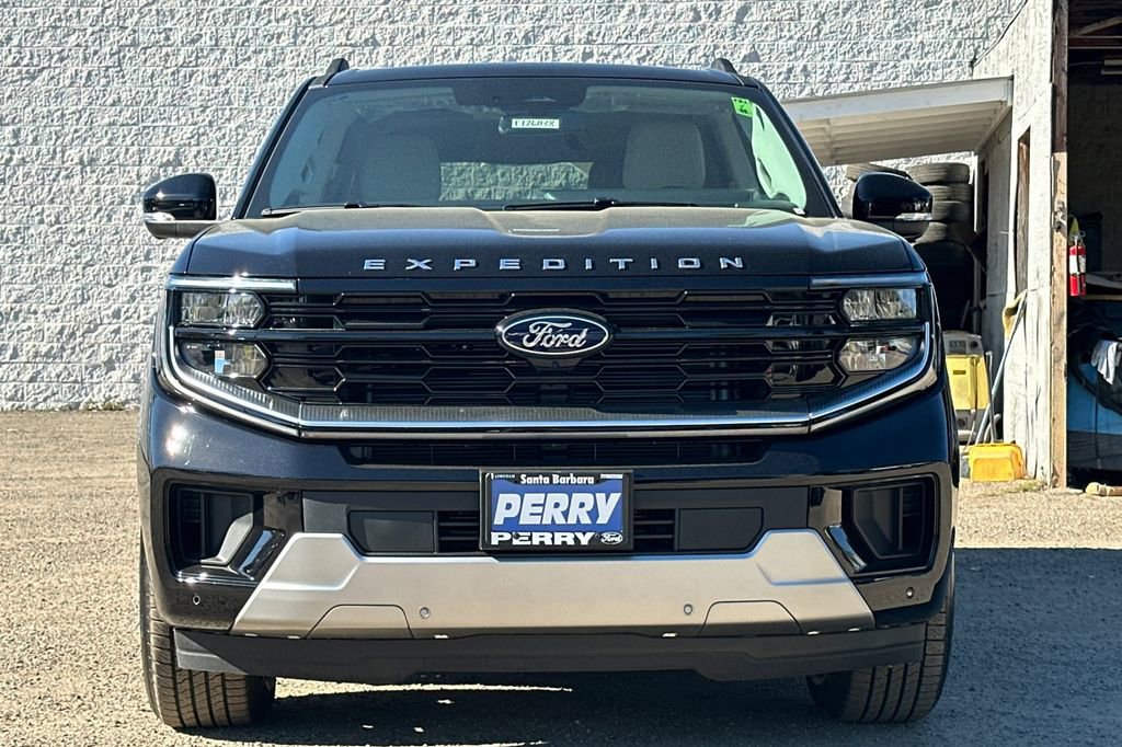 New 2026 Ford Expedition Platinum AWD/4WD image 3