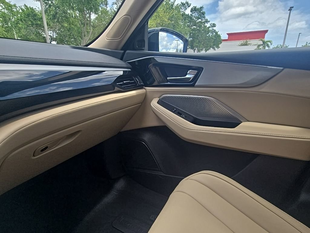 Used 2023 Acura MDX FWD image 26