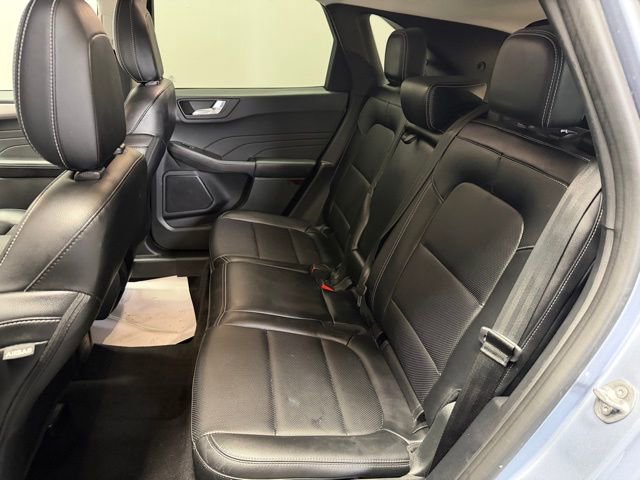 Used 2022 Ford Escape SEL image 18