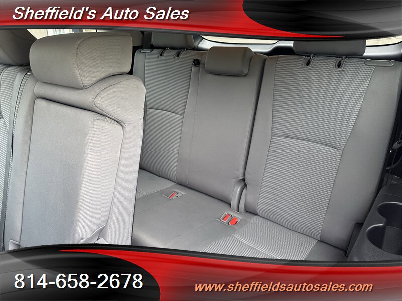 Used 2020 Toyota Highlander L AWD/4WD image 37