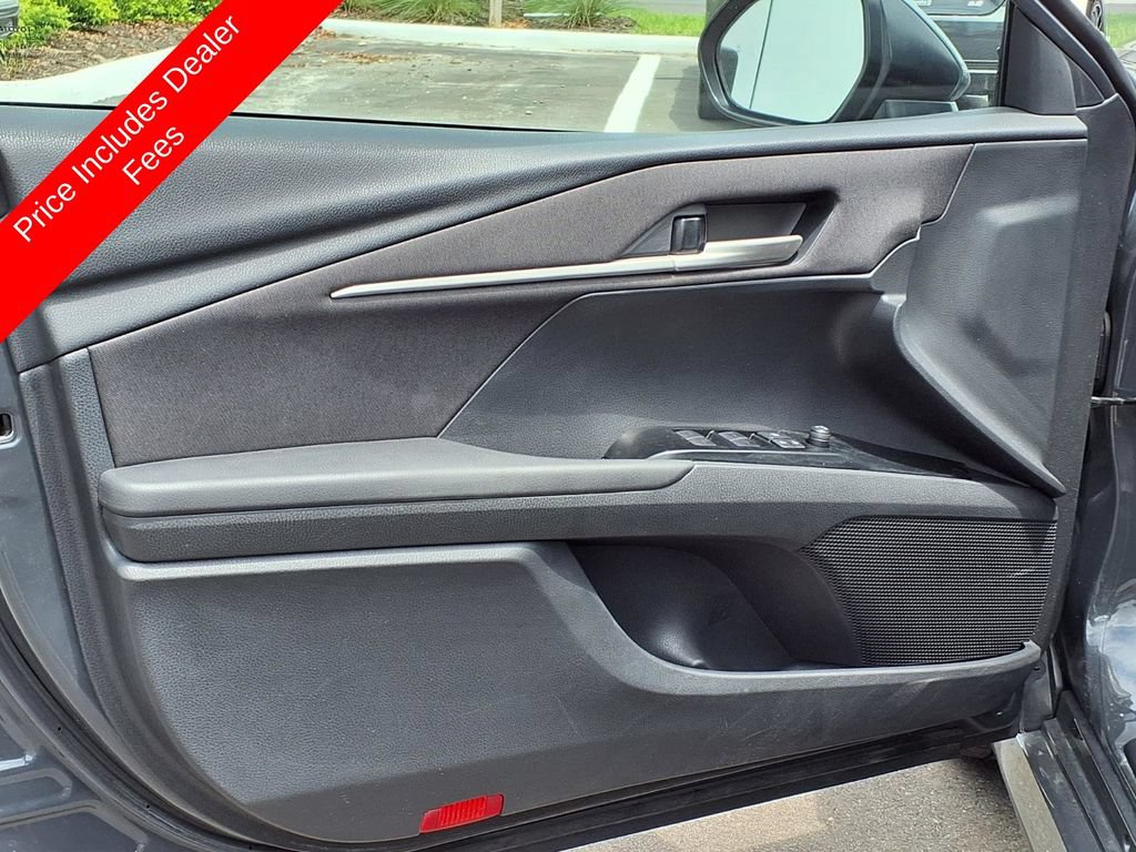 Used 2025 Toyota Camry LE FWD image 23