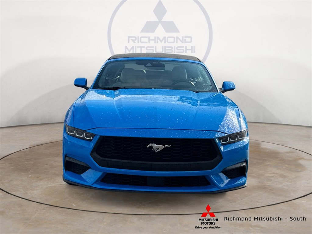 Used 2024 Ford Mustang Premium image 8
