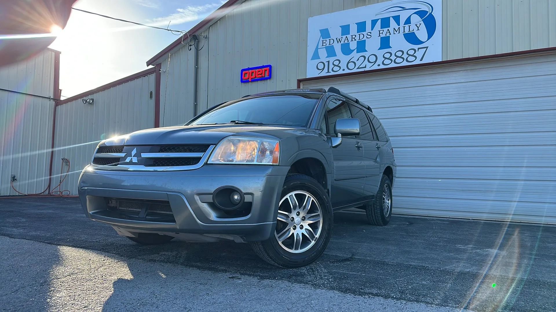 Used 2007 Mitsubishi Endeavor SE image 10