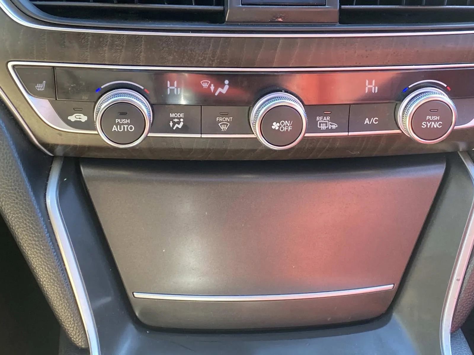 Used 2018 Honda Accord EX image 25