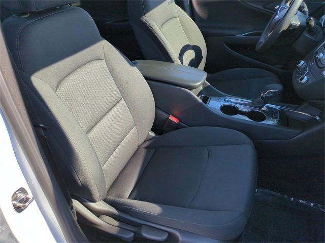 Used 2024 Chevrolet Malibu LT image 24