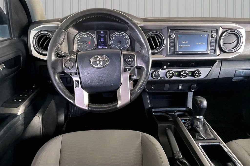 Used 2017 Toyota Tacoma SR5 w/ Tow Package AWD/4WD image 2