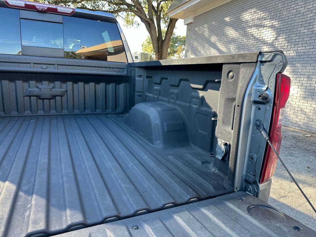 Used 2021 Chevrolet Silverado 1500 LTZ w/ LTZ Premium Package image 45