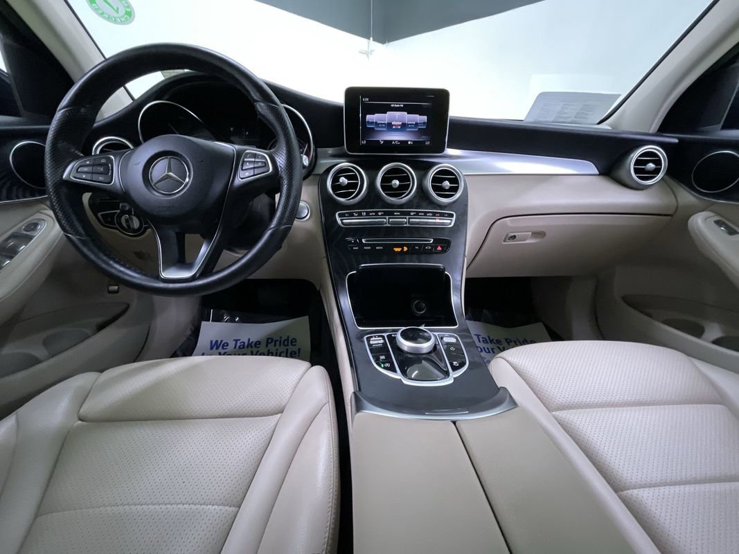 Used 2018 Mercedes-Benz GLC 300 4MATIC image 19