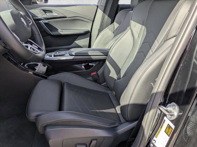Used 2025 BMW X2 xDrive28i image 13