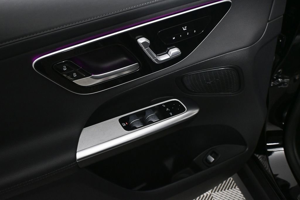 Certified 2024 Mercedes-Benz GLC 300 4MATIC image 8