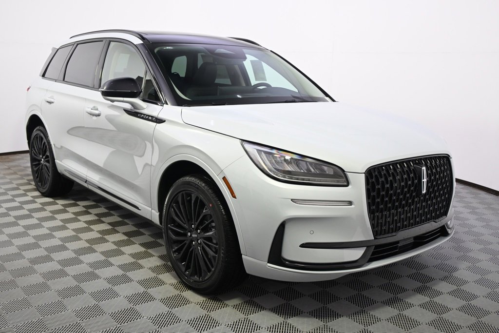 New 2026 Lincoln Corsair Premiere image 8
