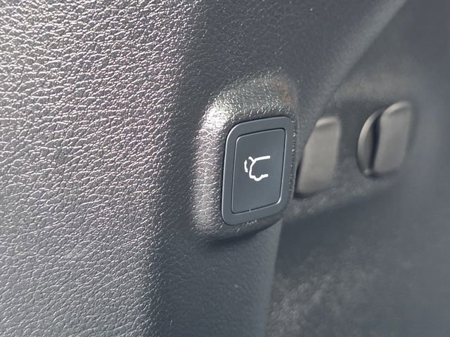 Used 2022 Jeep Cherokee Trailhawk w/ Sun, Sound & Nav Group image 13