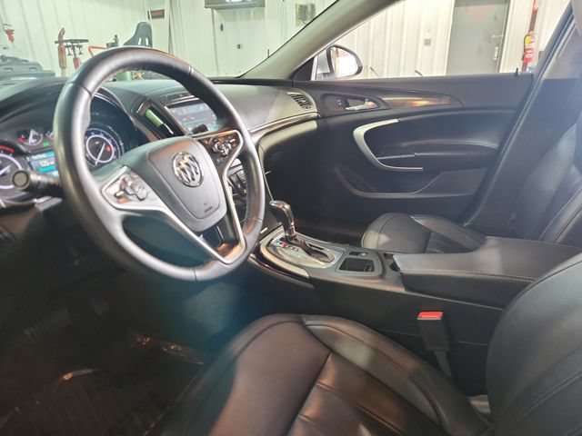 Used 2016 Buick Regal FWD image 7