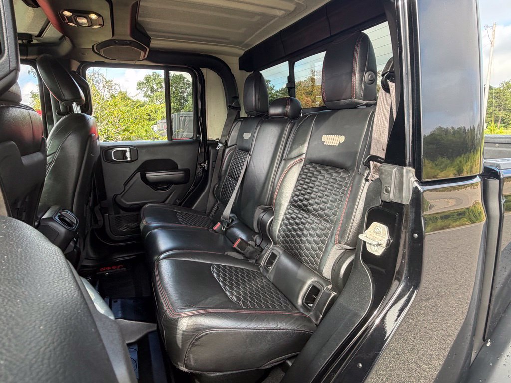 Used 2021 Jeep Gladiator Rubicon w/ Safety Group AWD/4WD image 42
