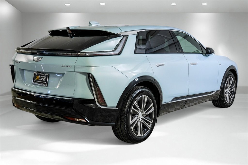 Used 2024 Cadillac Lyriq Luxury image 9