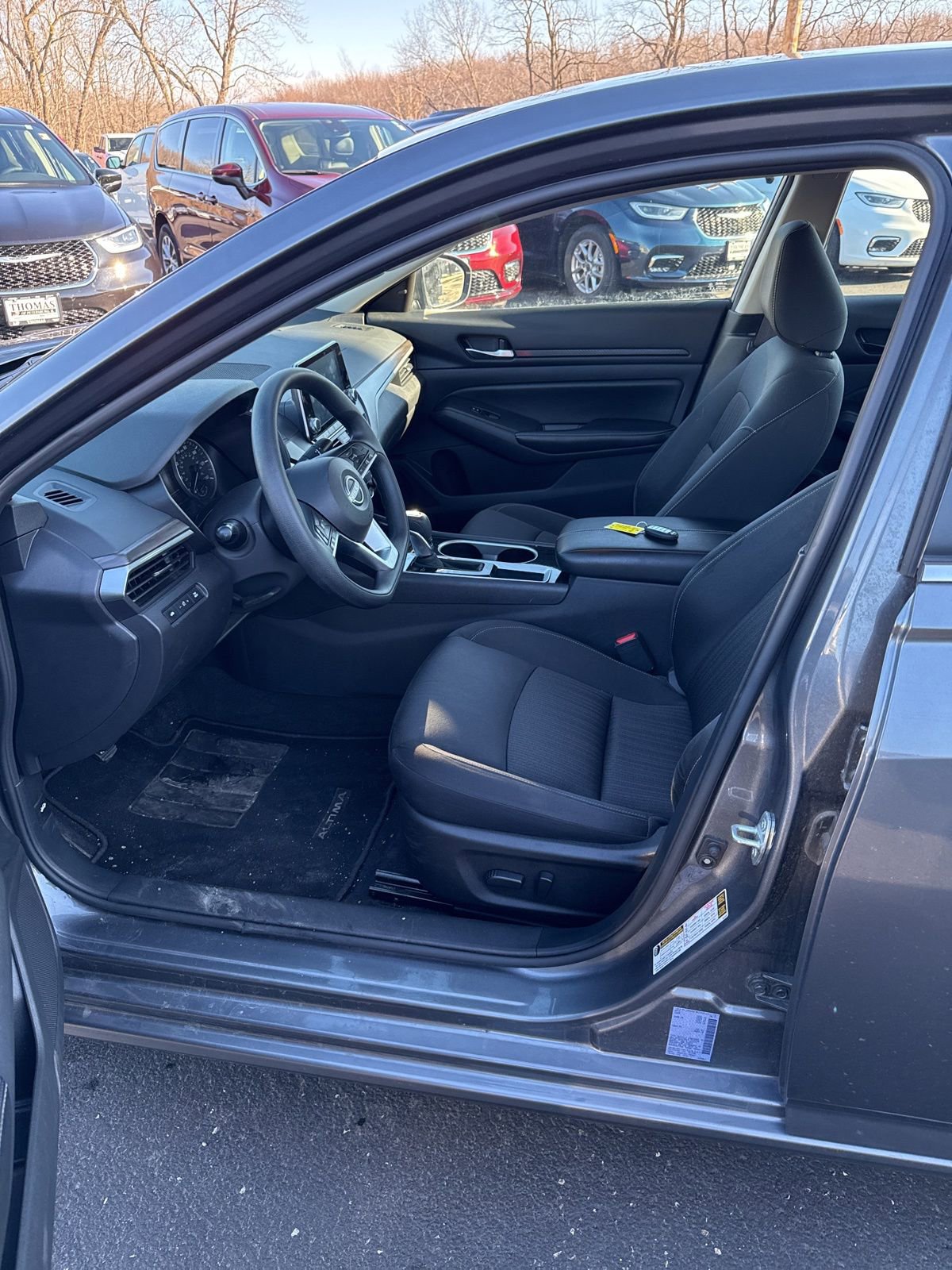 Used 2024 Nissan Altima 2.5 SV image 16