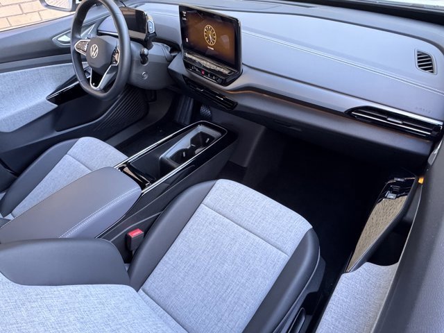 Used 2023 Volkswagen ID.4 Pro image 11