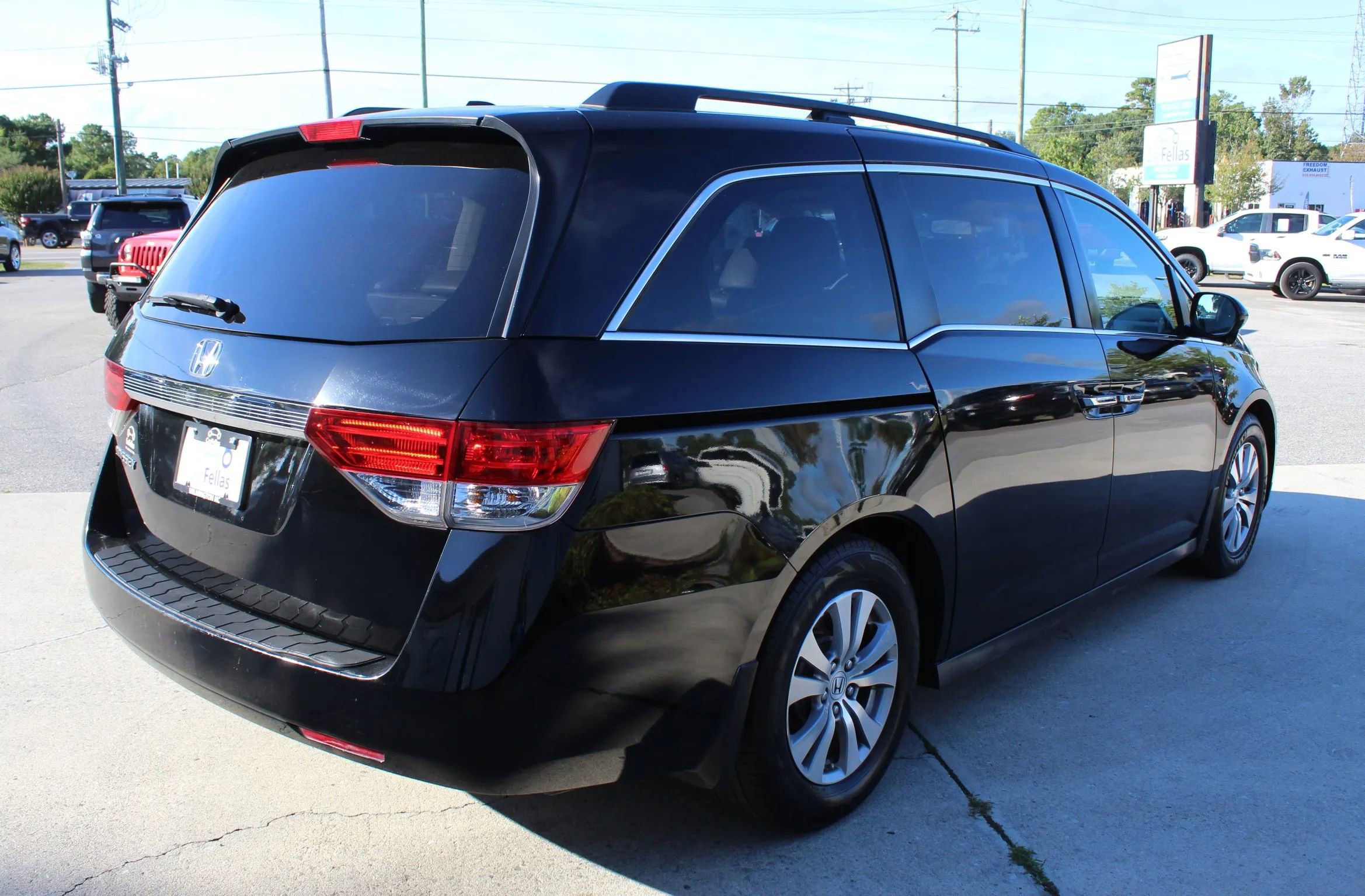 Used 2017 Honda Odyssey EX-L image 5