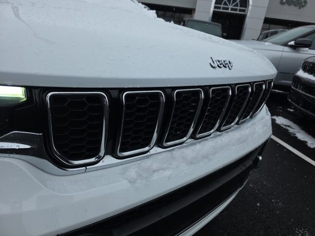 Used 2022 Jeep Grand Cherokee L Overland image 30