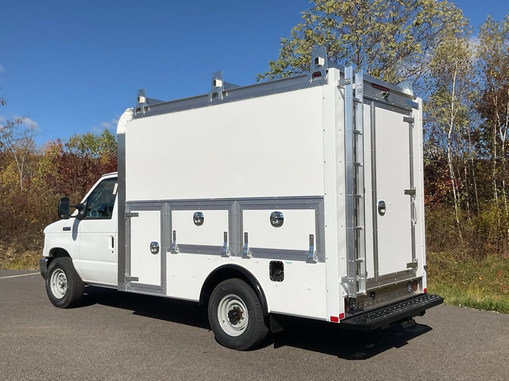 New 2026 Ford E-350 and Econoline 350 Super Duty w/ Power Equipment Group RWD image 19