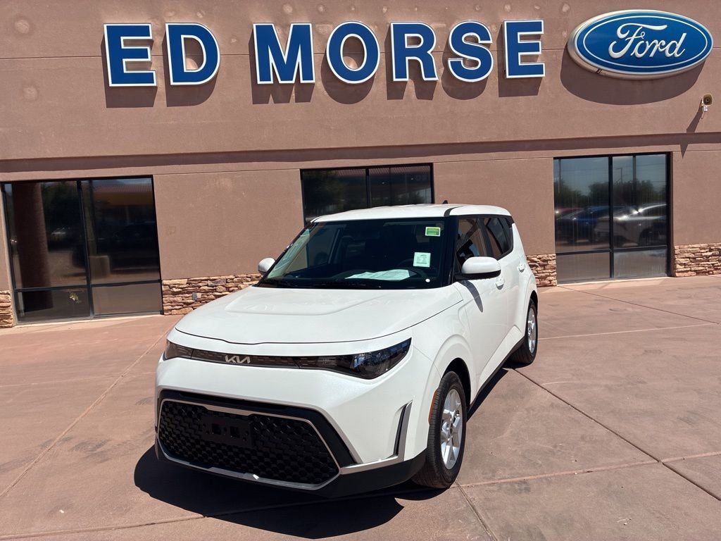 Used 2025 Kia Soul LX