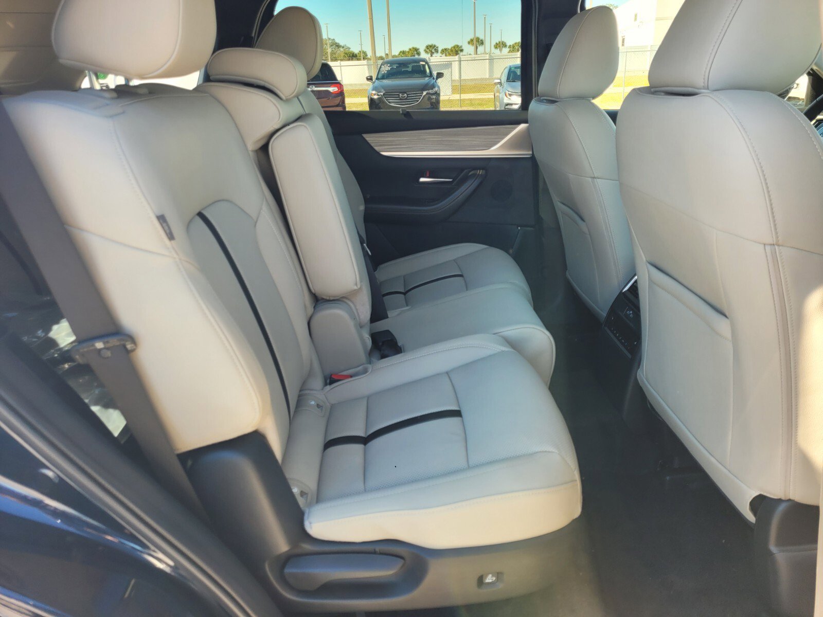 New 2026 MAZDA CX-90 3.3 Turbo w/ Preferred Package image 16