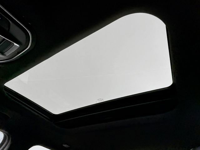 New 2025 Jeep Grand Cherokee Altitude image 21