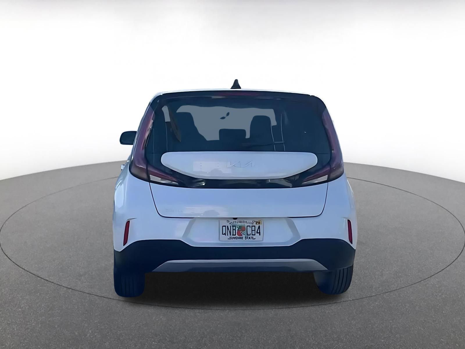 Used 2025 Kia Soul LX w/ LX Technology Package image 12