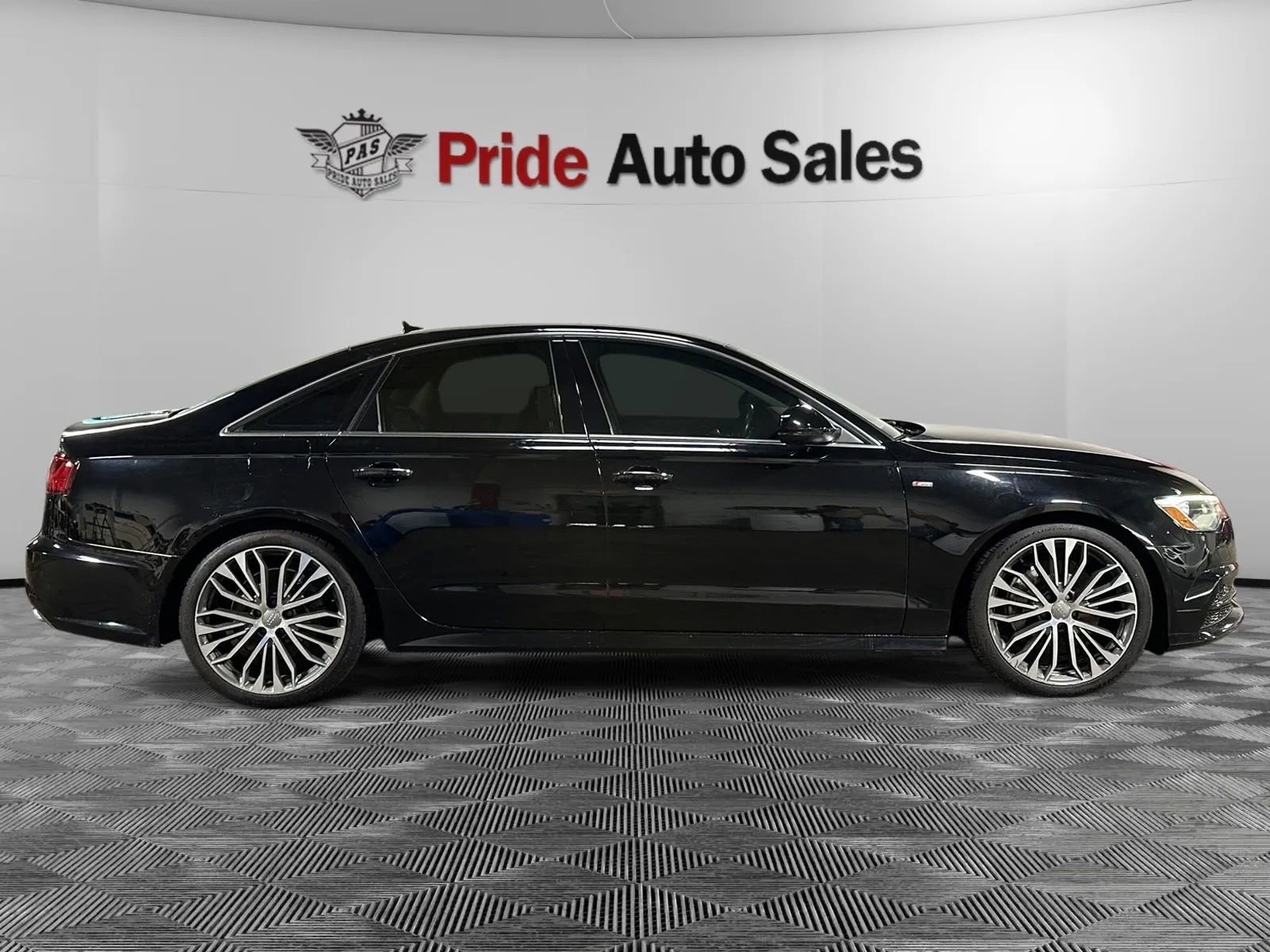 Used 2017 Audi A6 2.0T Premium FWD image 12