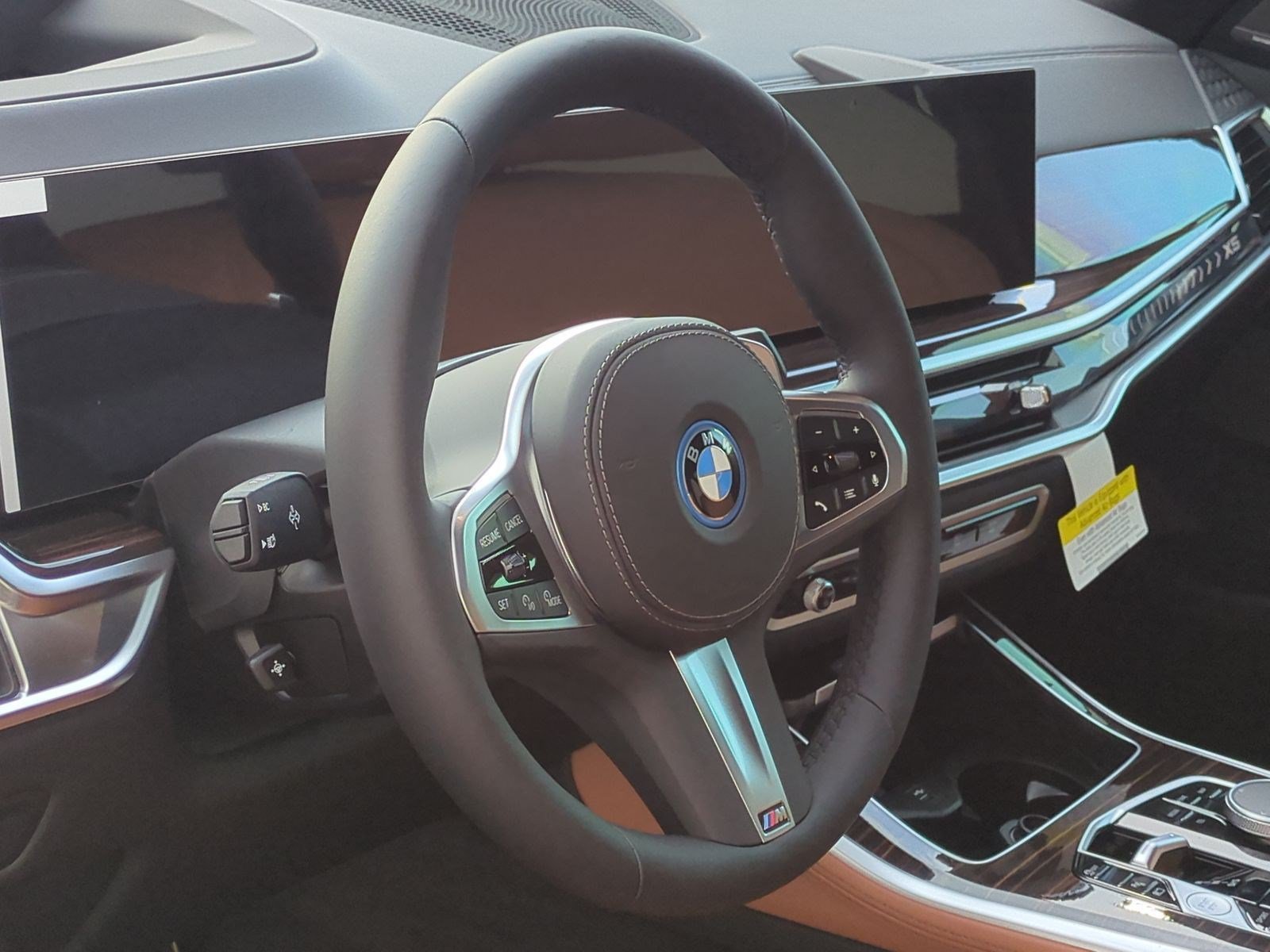New 2026 BMW X5 xDrive50e w/ M Sport Package AWD/4WD image 18