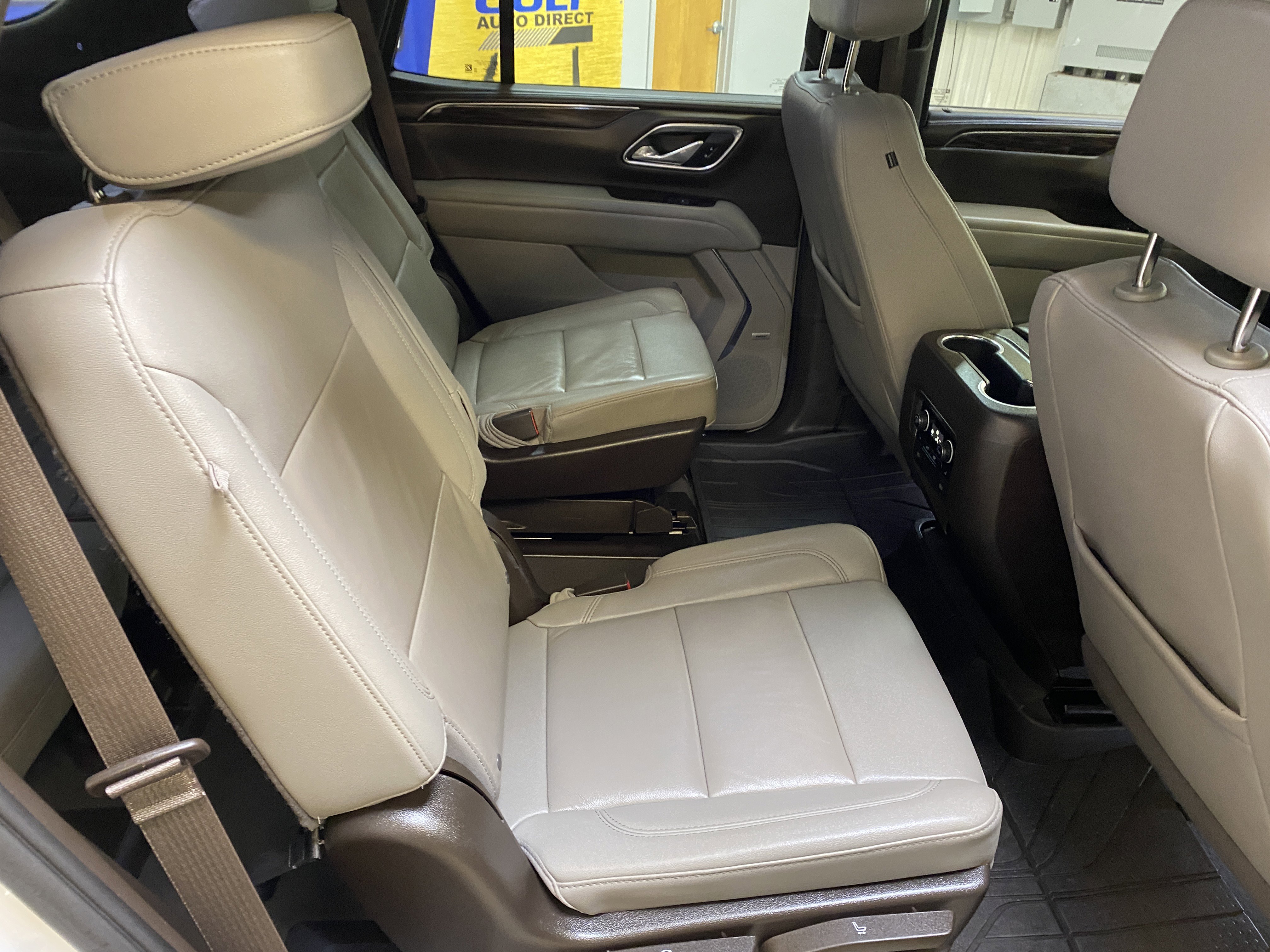 Used 2023 Chevrolet Tahoe Z71 w/ Z71 Off-Road Package image 27