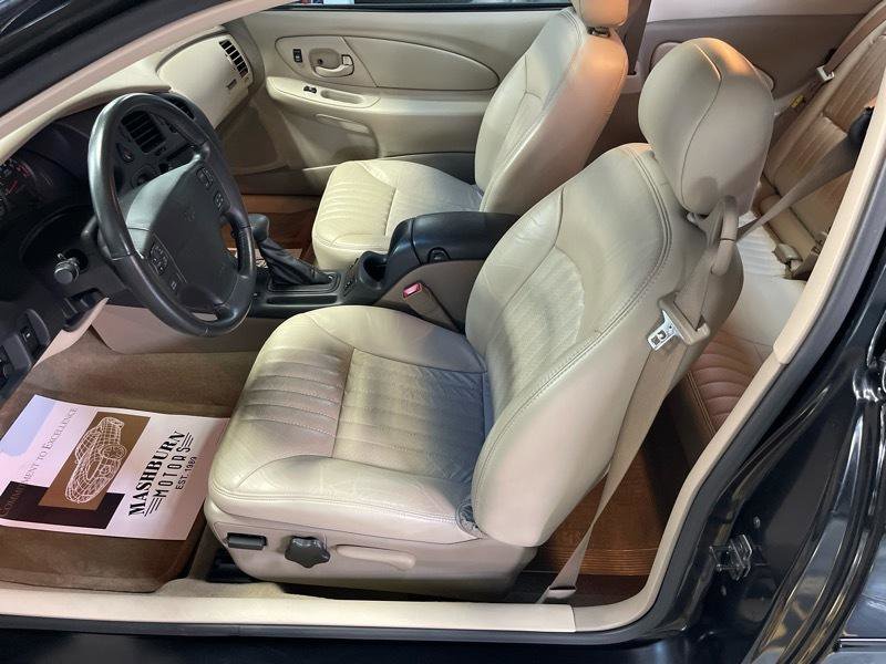 Used 2003 Chevrolet Monte Carlo SS w/ Preferred Equipment Group FWD image 24