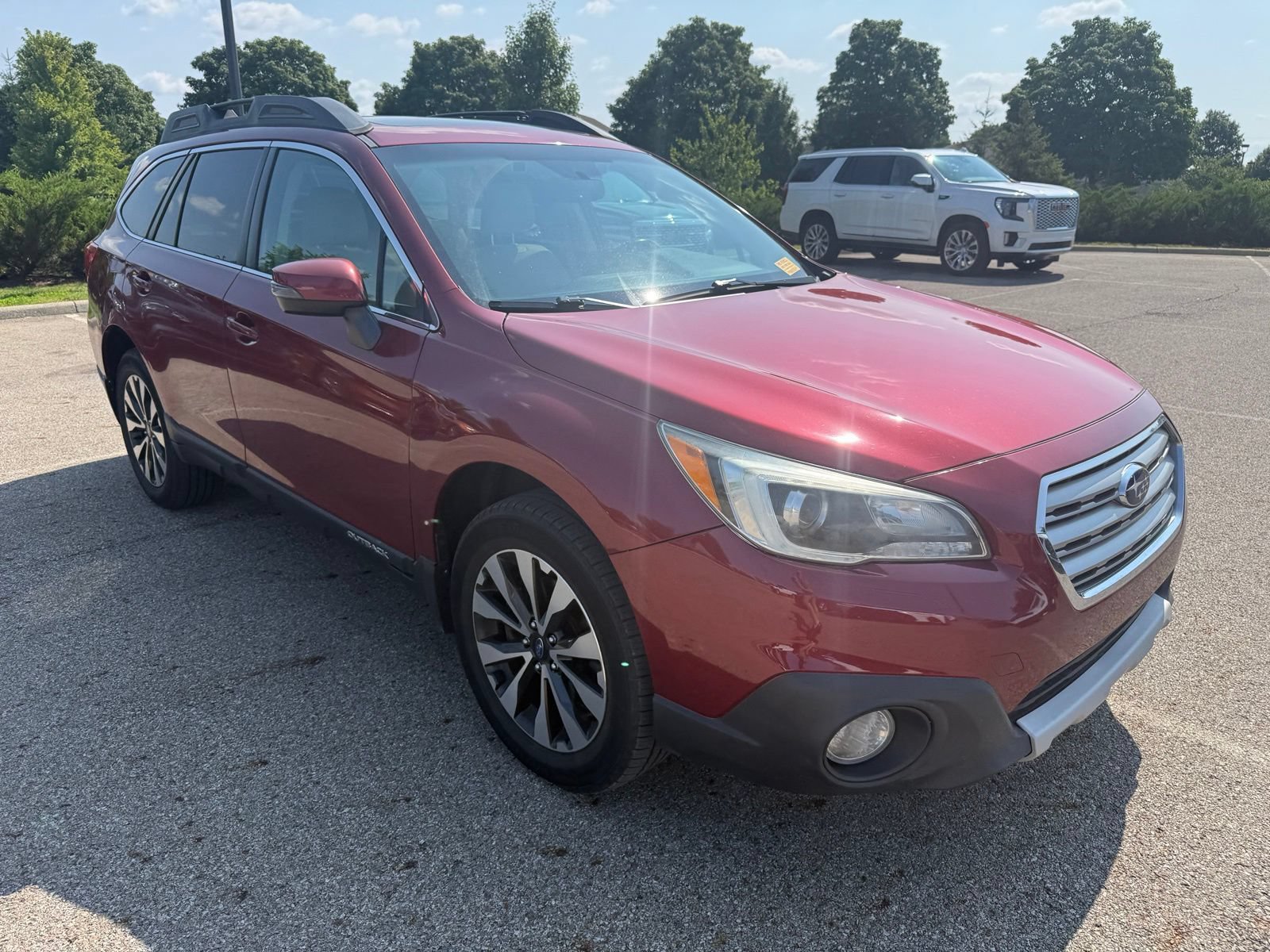 Used 2016 Subaru Outback 2.5i Limited AWD/4WD image 3