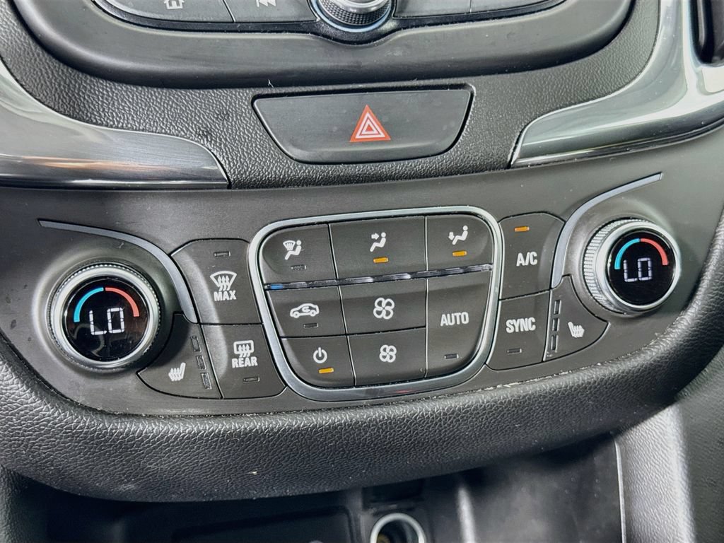 Used 2019 Chevrolet Equinox LT AWD/4WD image 11