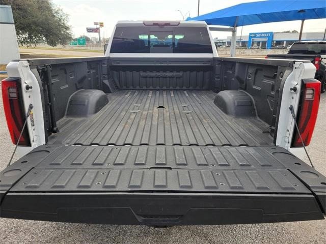 Certified 2024 GMC Sierra 3500 Denali Ultimate image 10