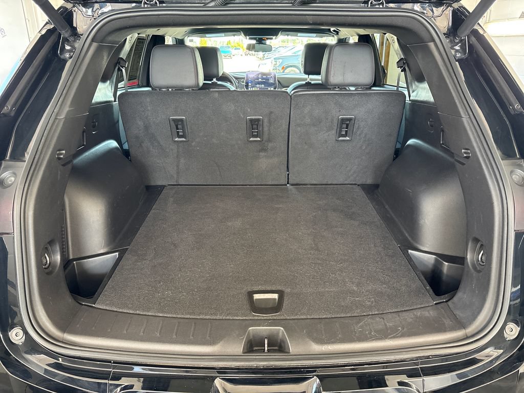 Used 2025 Chevrolet Blazer RS FWD image 28