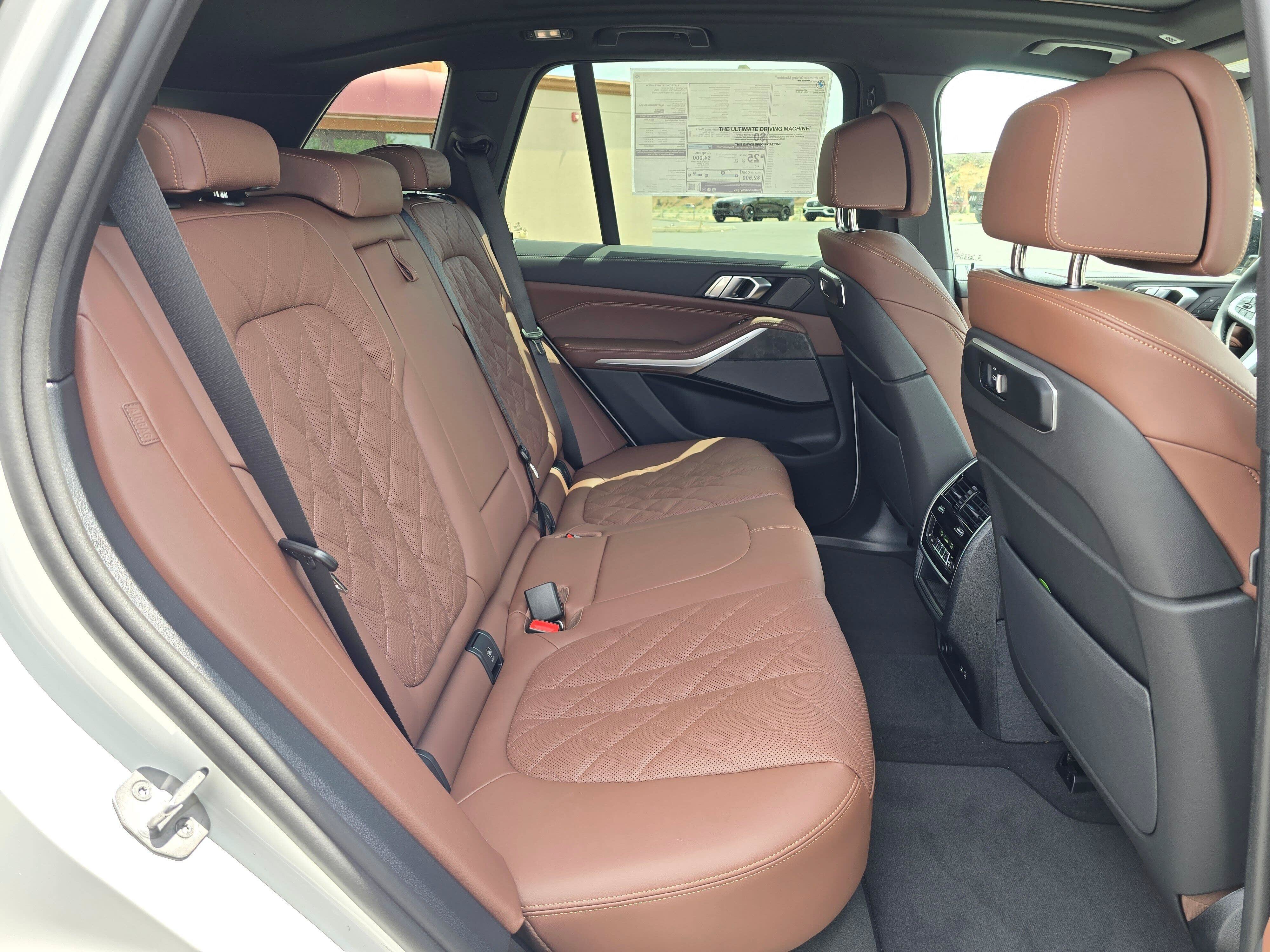 New 2026 BMW X5 xDrive40i w/ M Sport Package AWD/4WD image 14