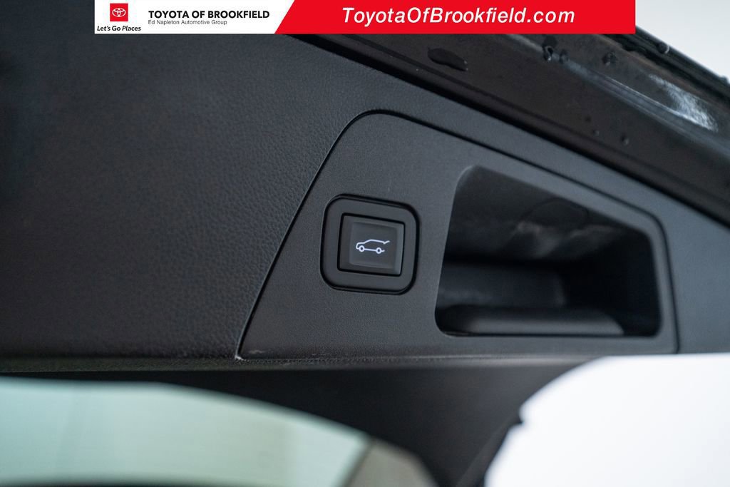 Used 2020 Buick Envision Essence image 39