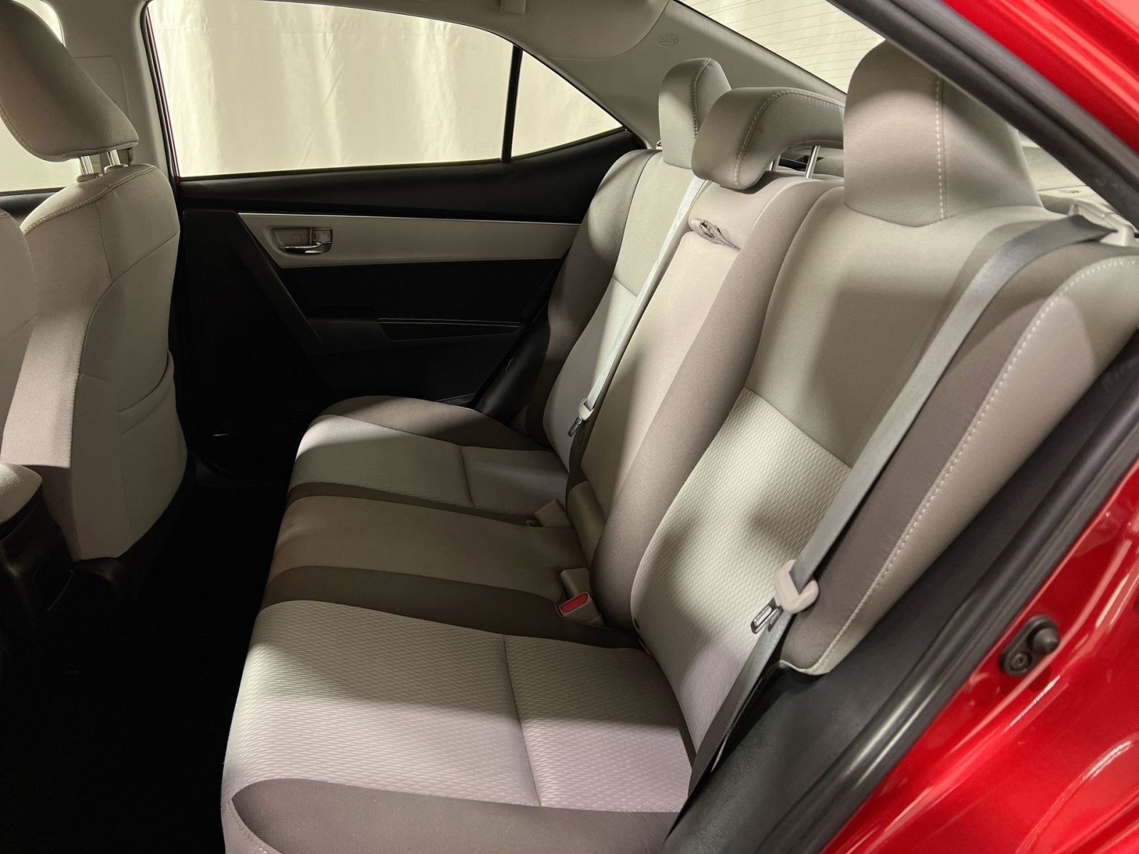 Used 2019 Toyota Corolla L image 23