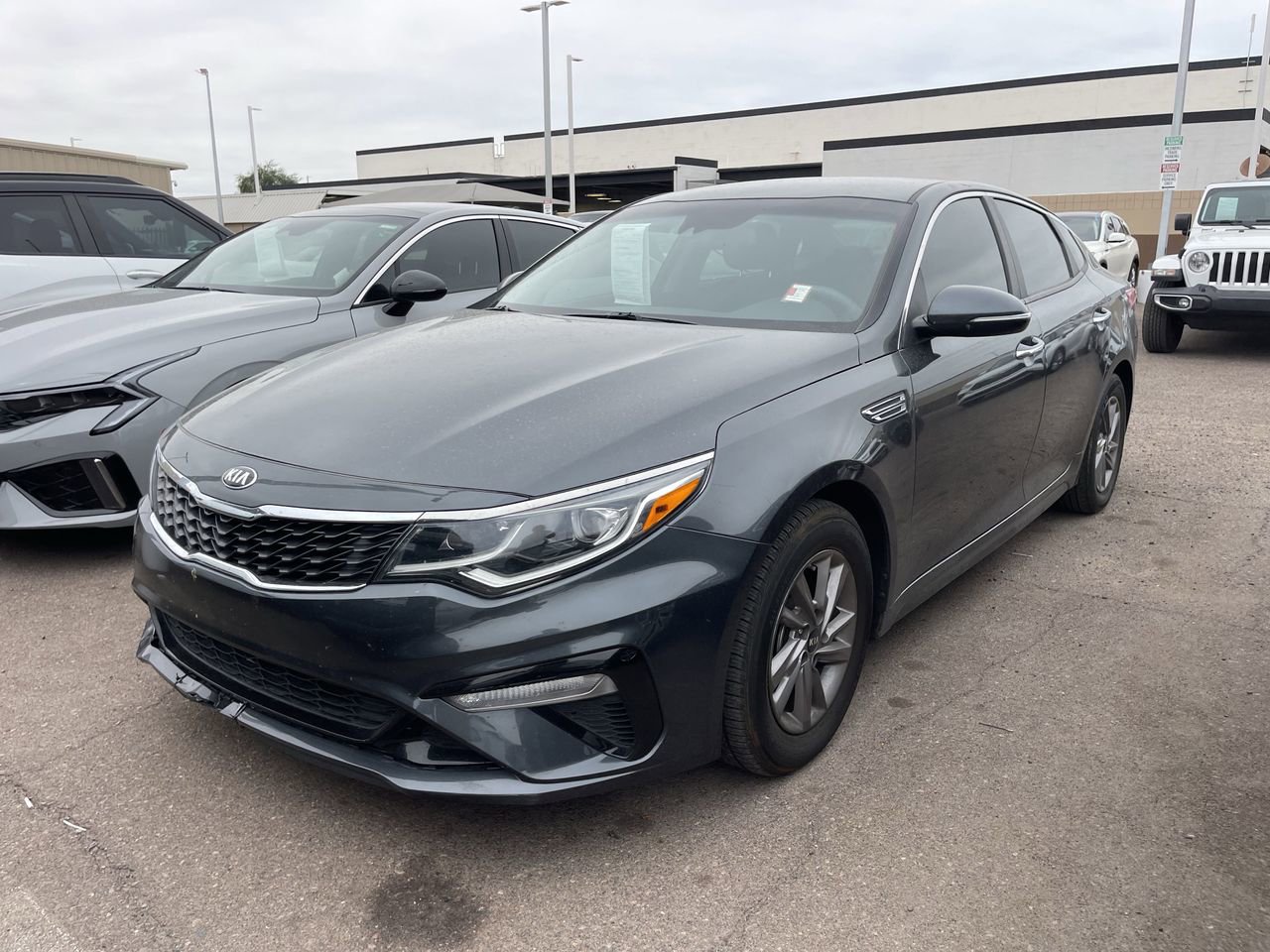 Used 2020 Kia Optima LX image 3